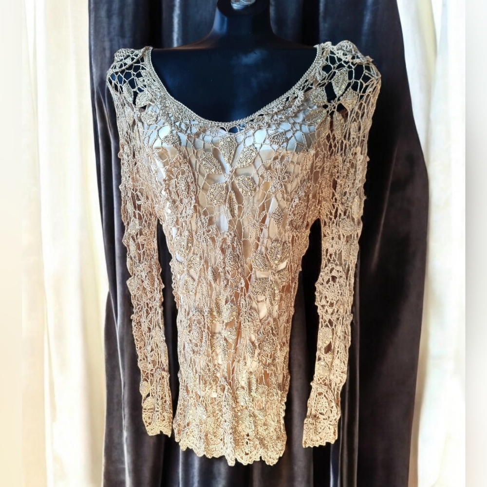 Together Metalic Gold Elegant Crochet Lace Top & Cream Satiny Cami